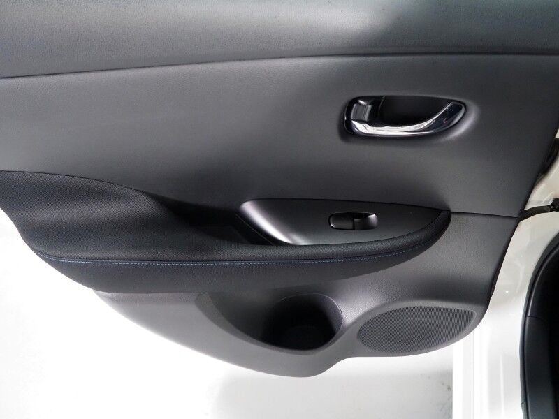 2021 Nissan LEAF S *BLIND SPOT & LANE DEPARTURE ALERT, COLLISION ALERT w/BRAKING, BACKUP-CAMERA, COLOR TOUCH SCREEN, HIGH BEAM ASSIST, PUSH BUTTON START, BLUETOOTH, APPLE CARPLAY Round Rock TX