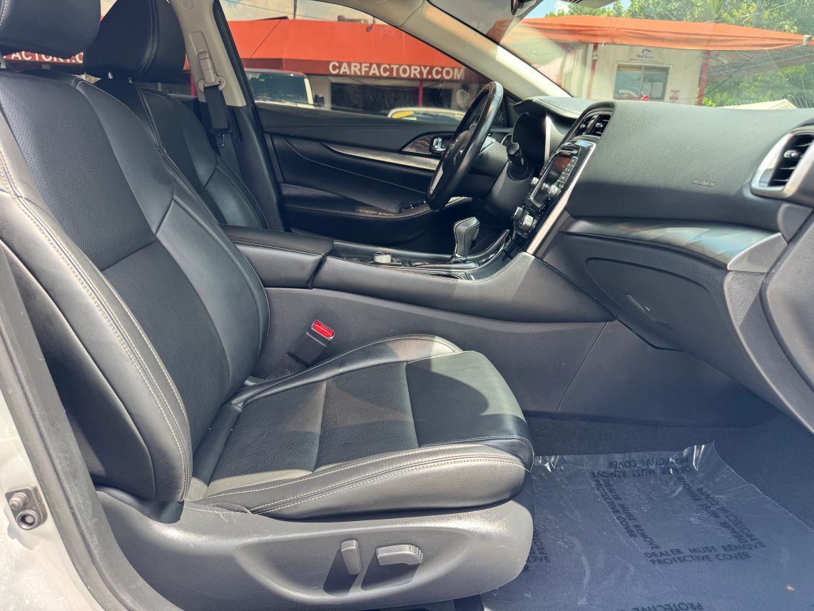 2021 Nissan Maxima SV Sedan 4D