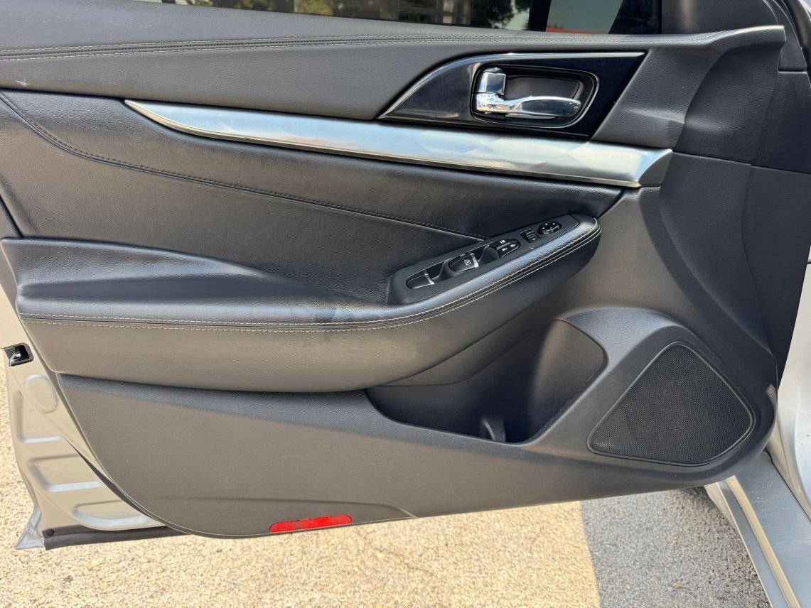 2021 Nissan Maxima SV Sedan 4D
