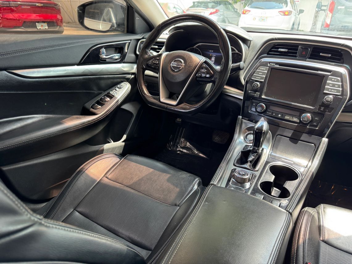 2021 Nissan Maxima SV Sedan 4D