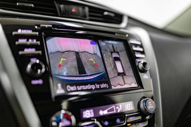 2021 Nissan Murano AWD SV Nav Roof BCam Red Deer AB