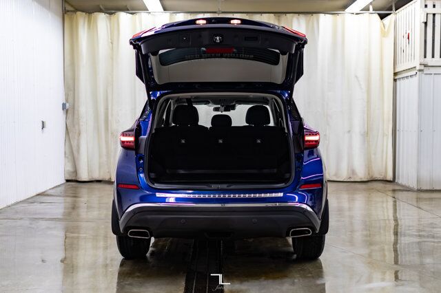 2021 Nissan Murano AWD SV Nav Roof BCam Red Deer AB