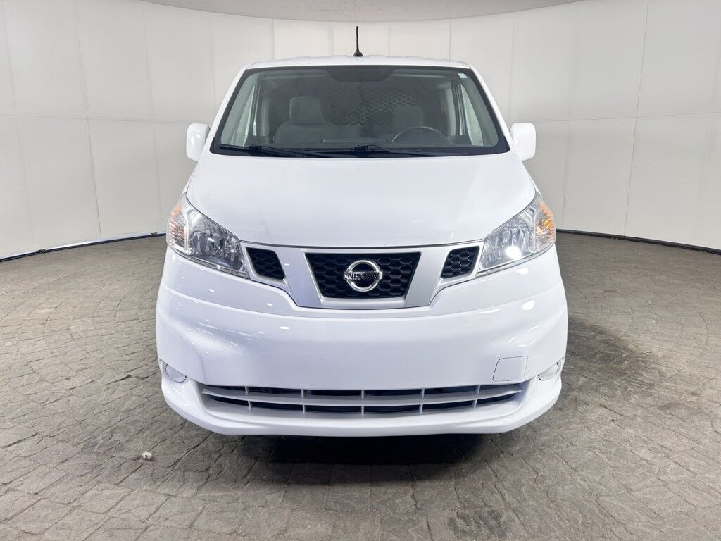 2021 Nissan NV200 SV photo 2