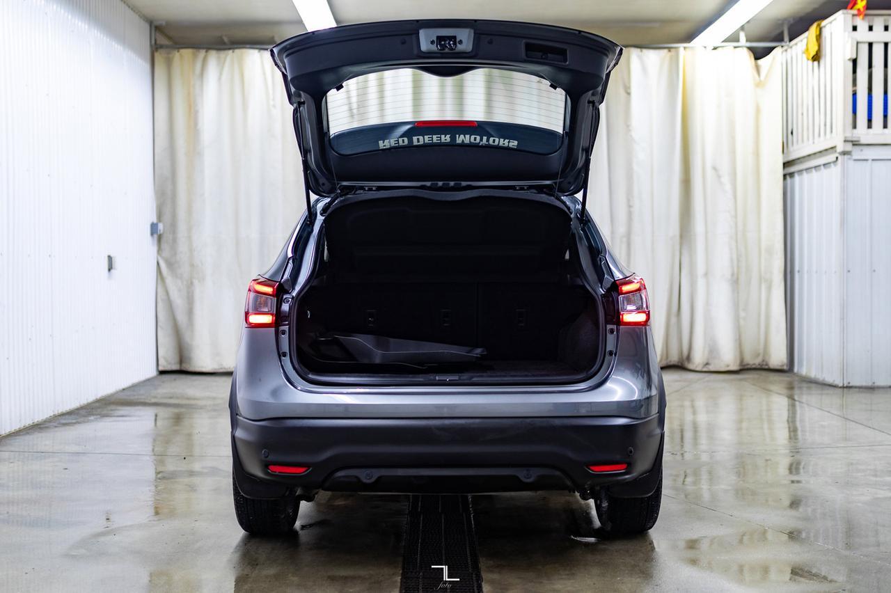 2021 Nissan Qashqai AWD SL Platinum Red Deer AB