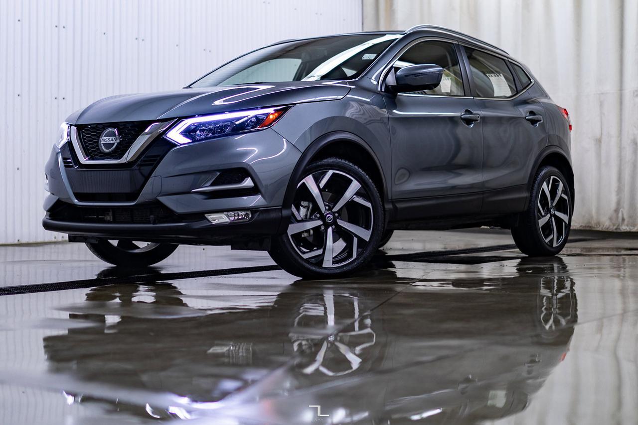 2021 Nissan Qashqai AWD SL Platinum Red Deer AB