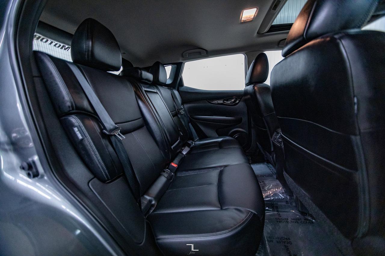 2021 Nissan Qashqai AWD SL Platinum Red Deer AB