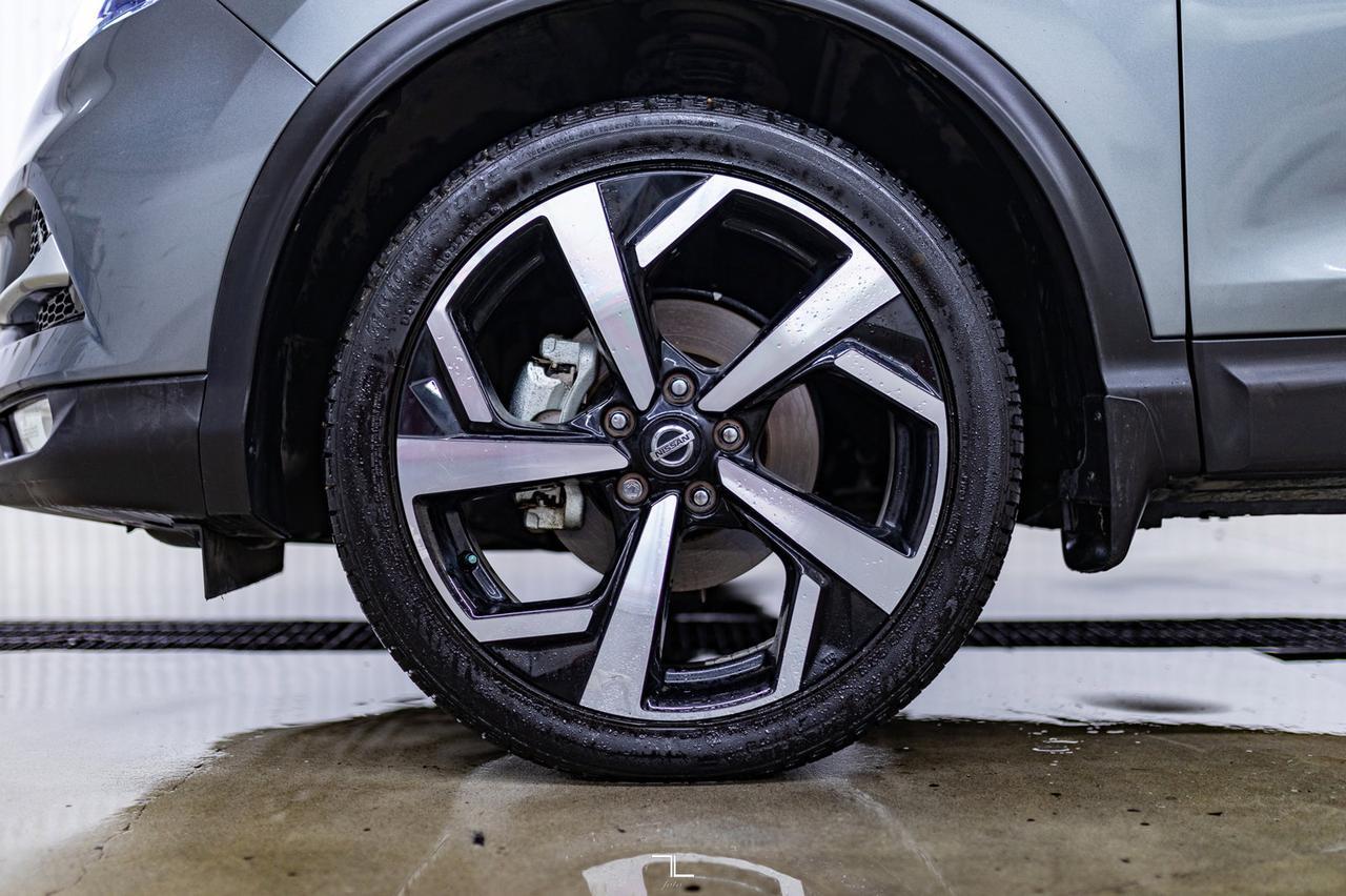 2021 Nissan Qashqai AWD SL Platinum Red Deer AB