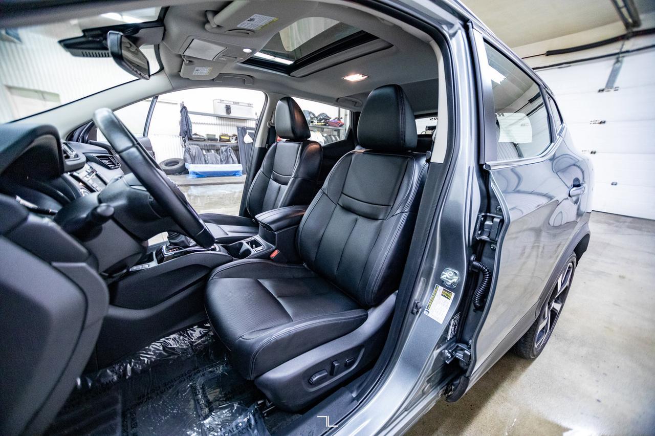 2021 Nissan Qashqai AWD SL Platinum Red Deer AB