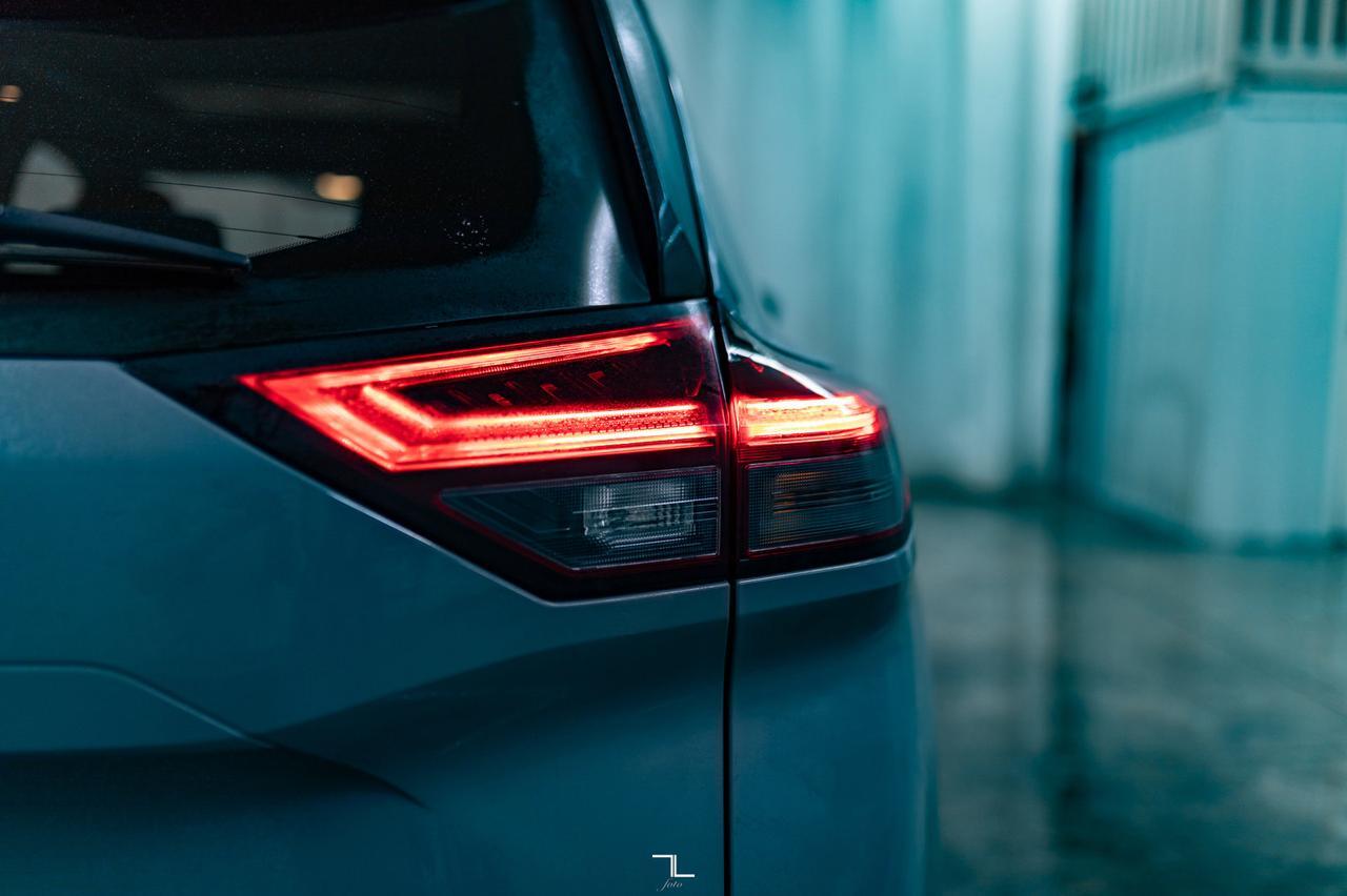 2021 Nissan Rogue AWD SV Leather Roof BCam Red Deer AB