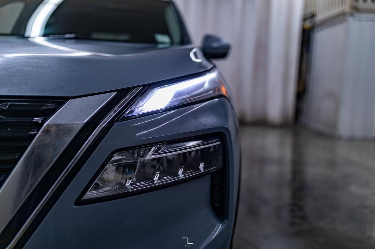 2021 Nissan Rogue AWD SV Leather Roof BCam Red Deer AB