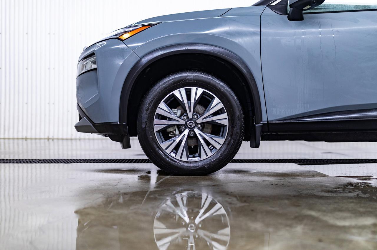 2021 Nissan Rogue AWD SV Leather Roof BCam Red Deer AB