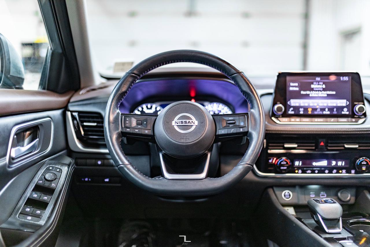 2021 Nissan Rogue AWD SV Leather Roof BCam Red Deer AB