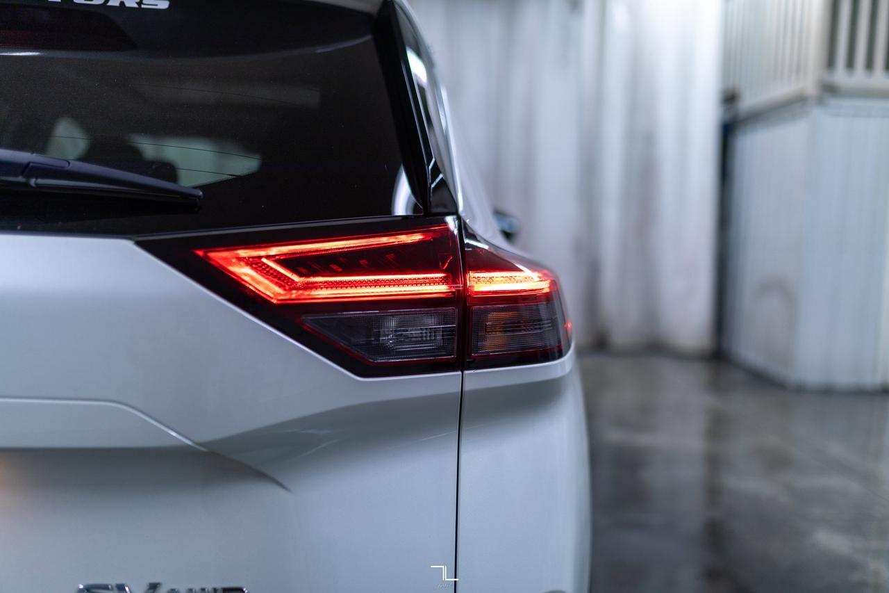 2021 Nissan Rogue AWD SV Leather Roof BCam Red Deer AB