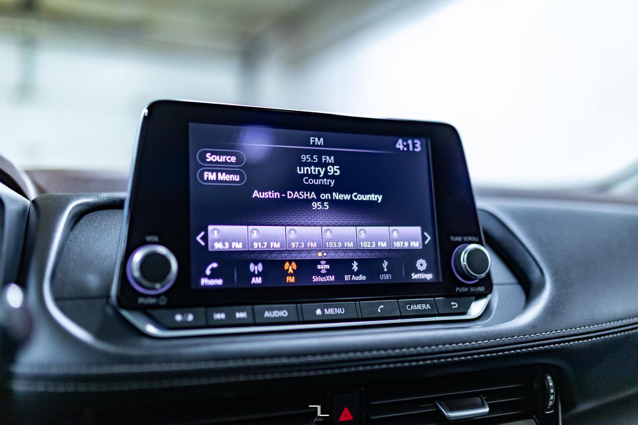 2021 Nissan Rogue AWD SV Leather Roof BCam Red Deer AB