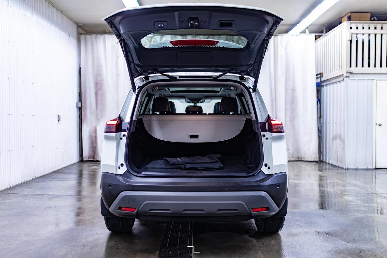 2021 Nissan Rogue AWD SV Leather Roof BCam Red Deer AB