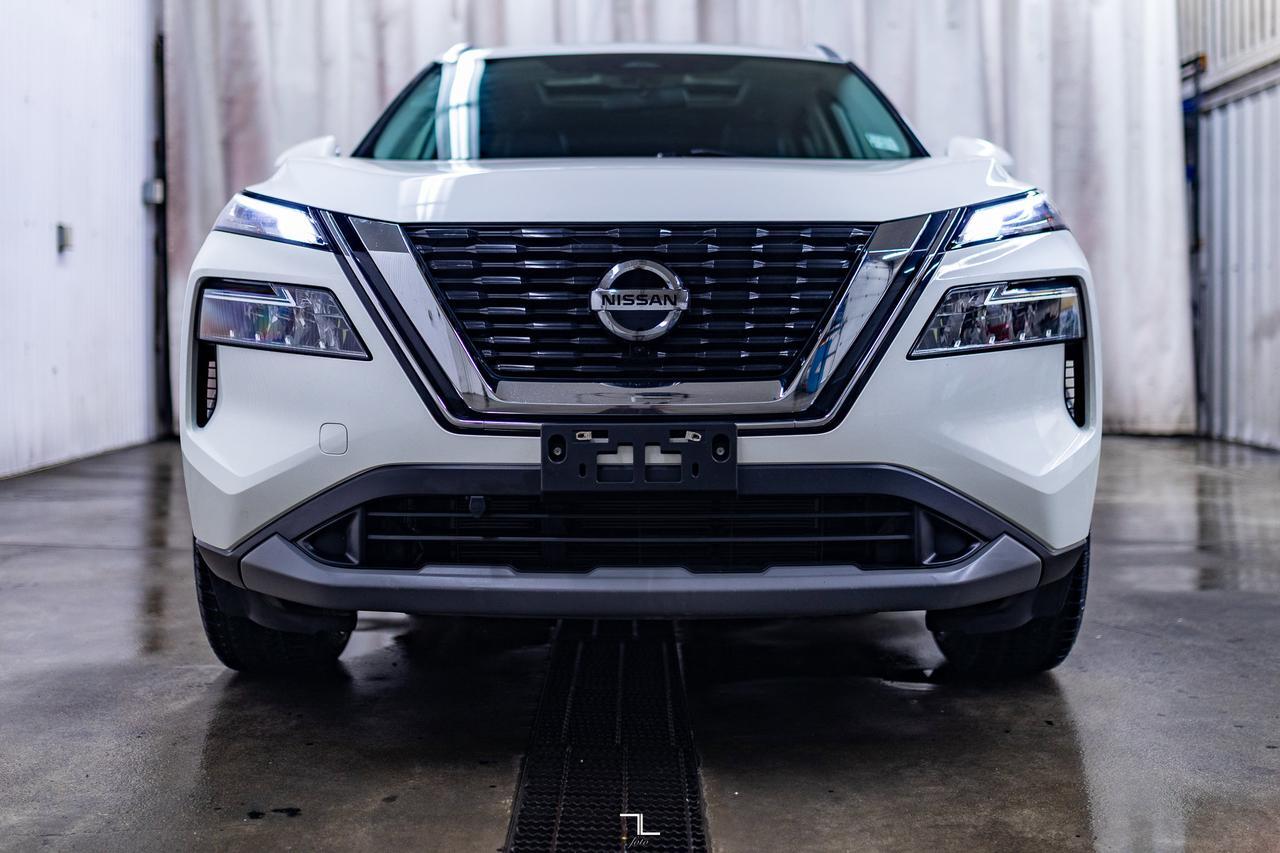 2021 Nissan Rogue AWD SV Leather Roof BCam Red Deer AB