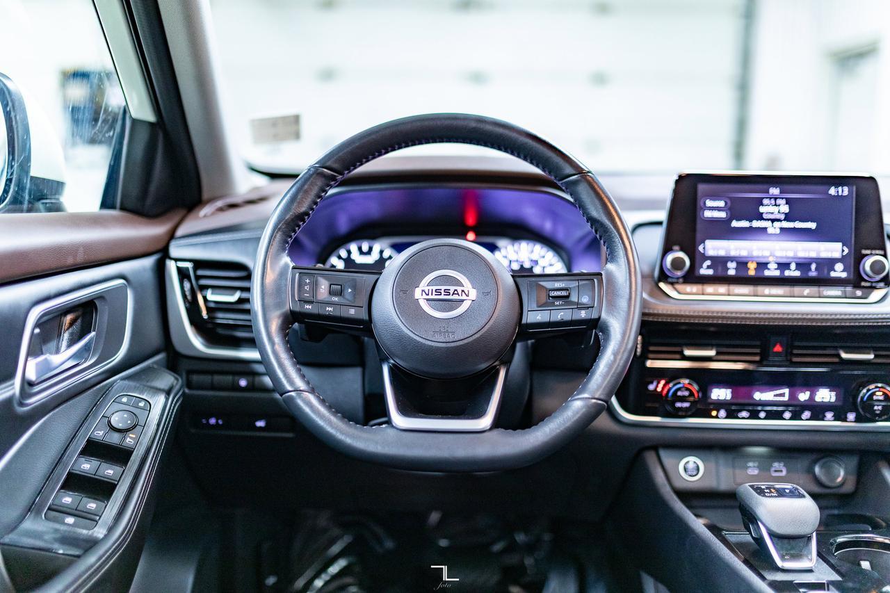 2021 Nissan Rogue AWD SV Leather Roof BCam Red Deer AB