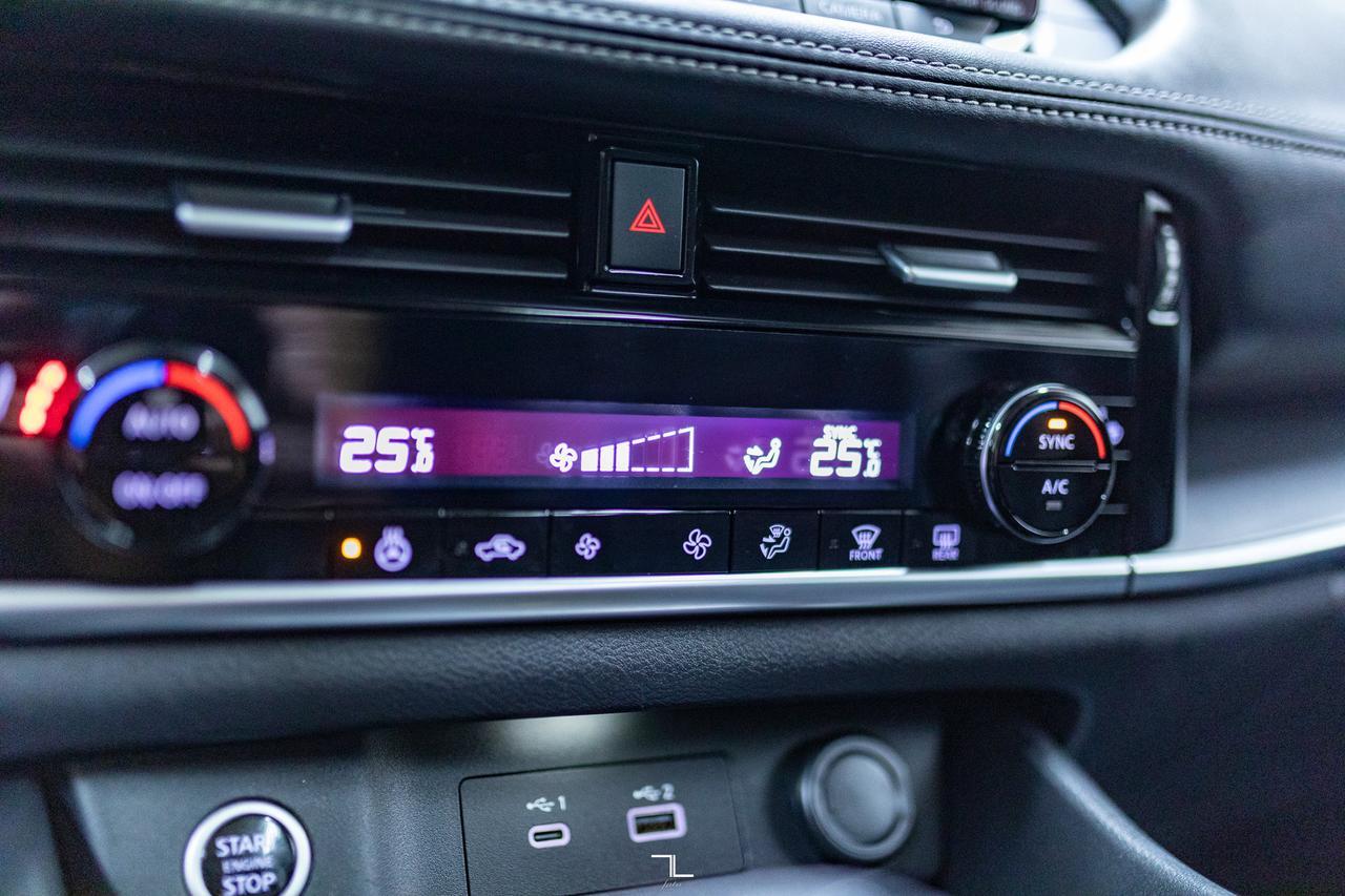 2021 Nissan Rogue AWD SV Leather Roof BCam Red Deer AB