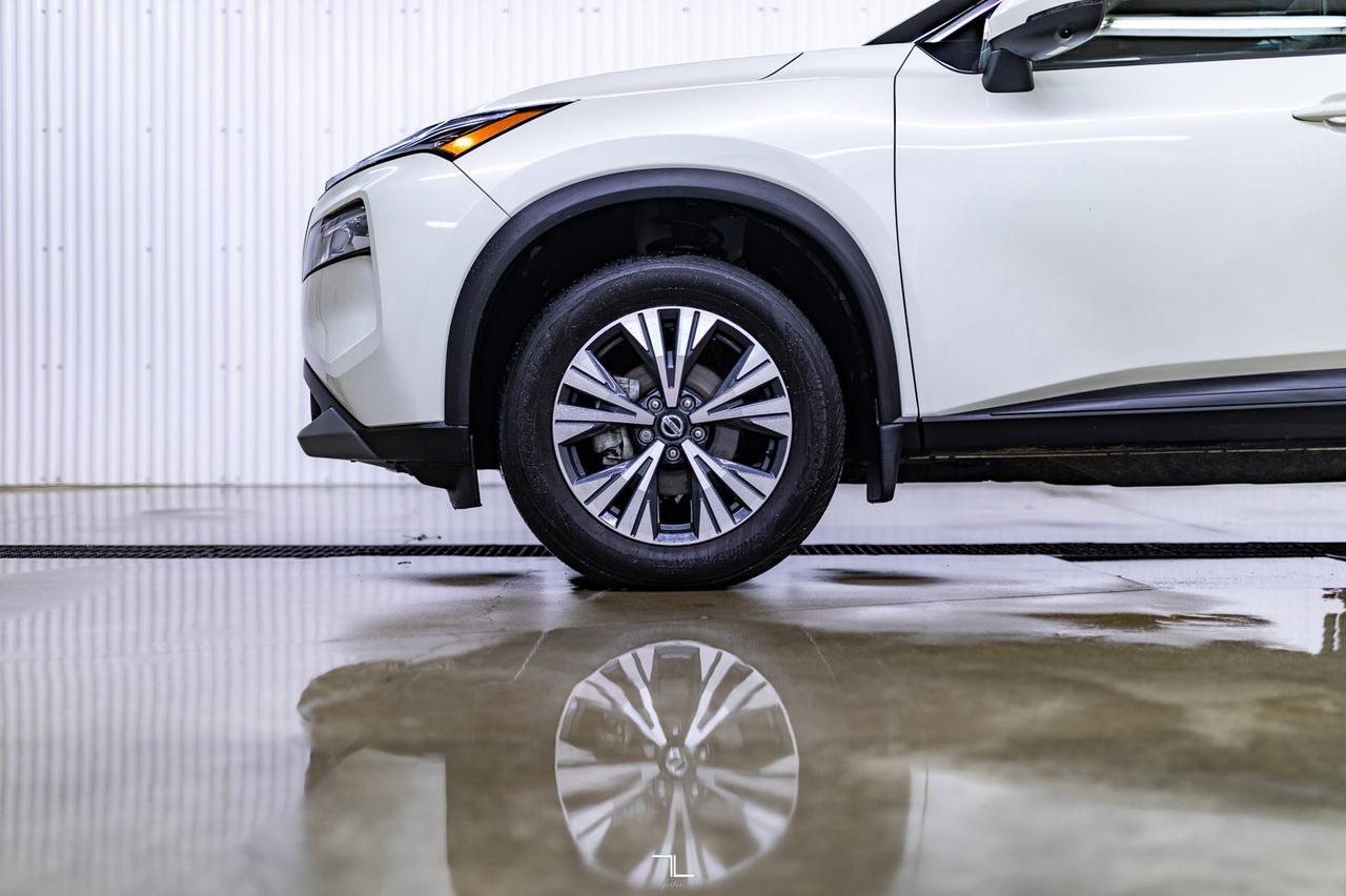 2021 Nissan Rogue AWD SV Premium Leather Roof BCam Red Deer AB