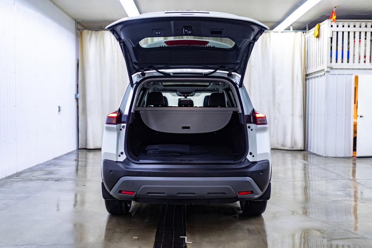 2021 Nissan Rogue AWD SV Premium Leather Roof BCam Red Deer AB