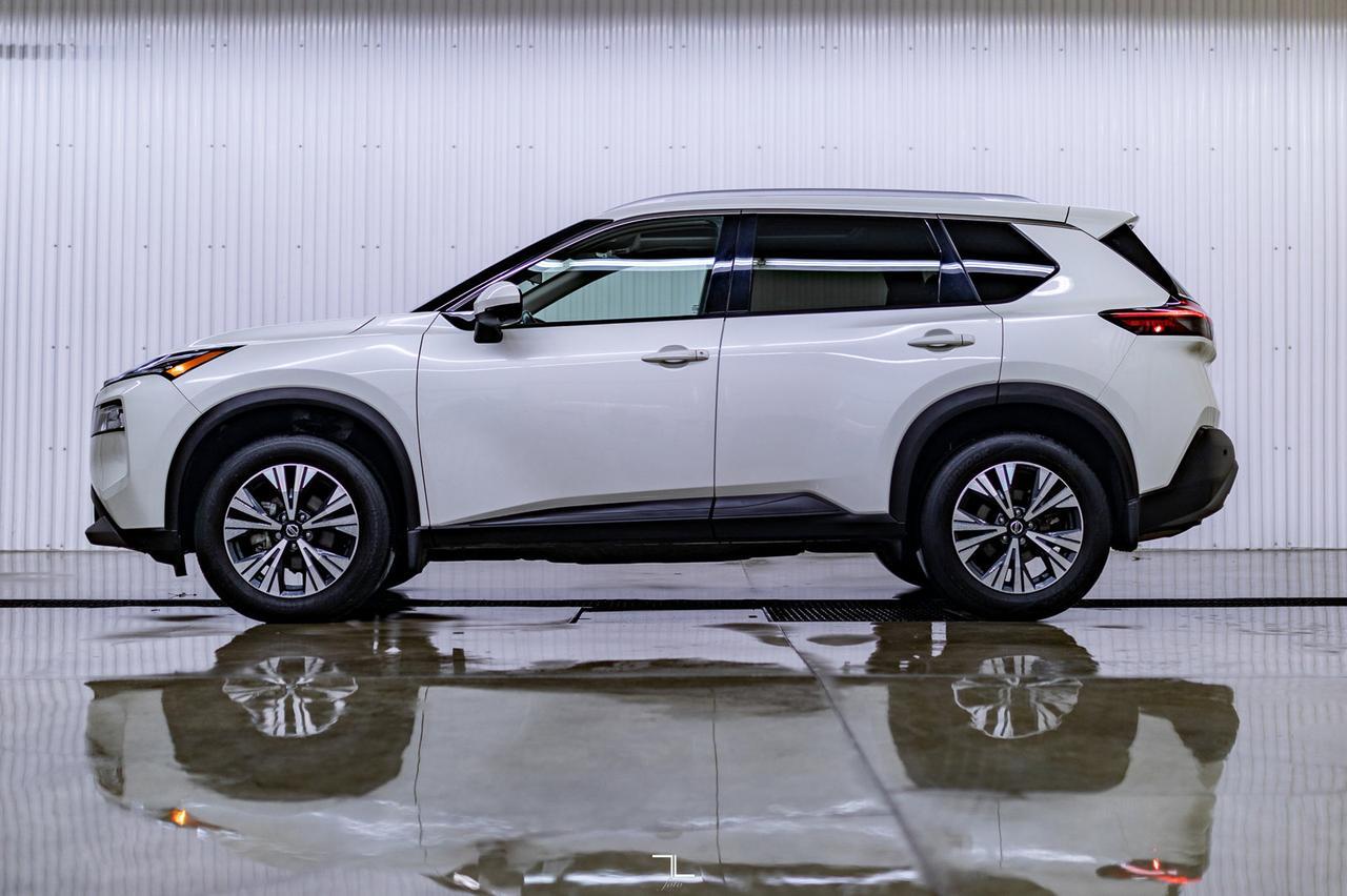 2021 Nissan Rogue AWD SV Premium Leather Roof BCam Red Deer AB