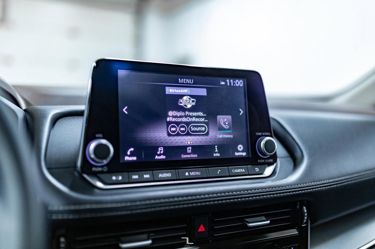 2021 Nissan Rogue AWD SV Roof BCam Red Deer AB