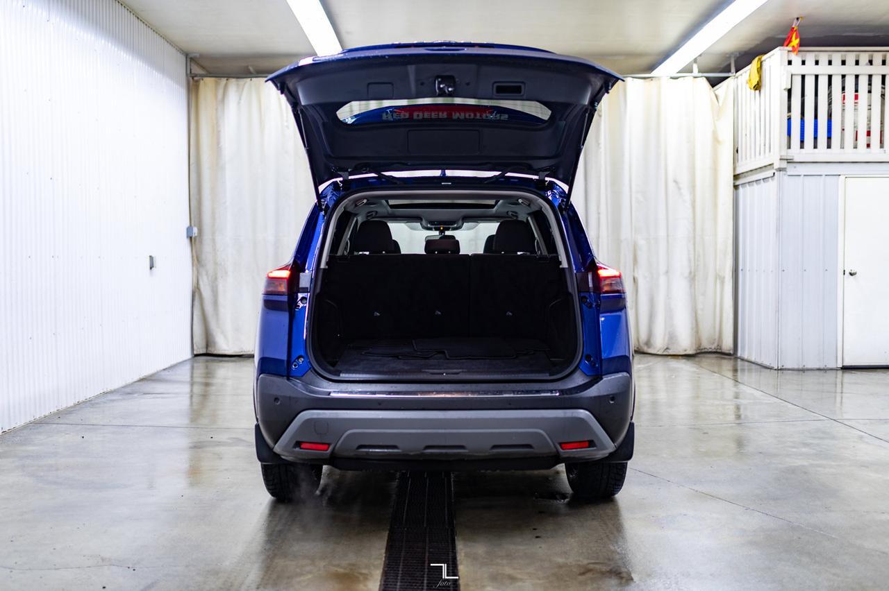 2021 Nissan Rogue AWD SV Roof BCam Red Deer AB