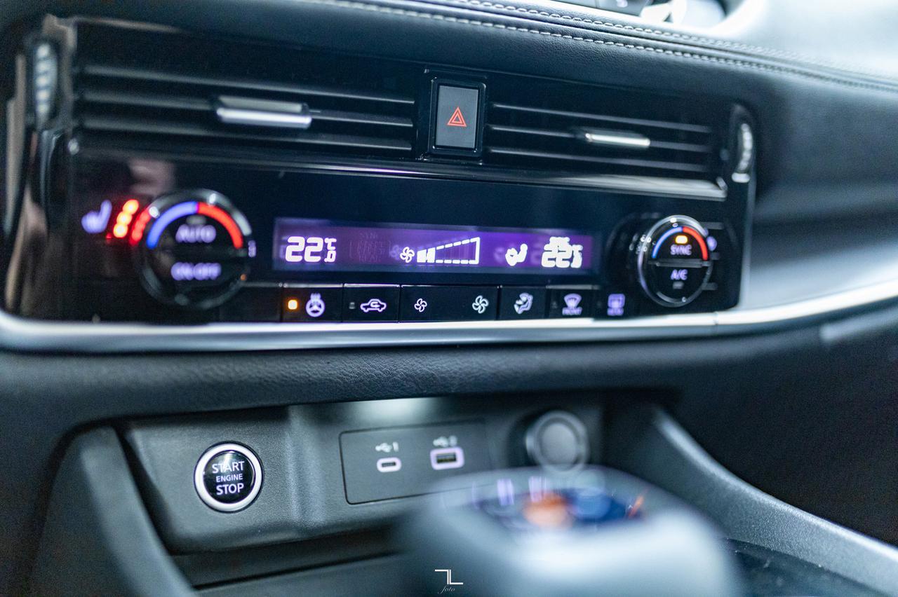 2021 Nissan Rogue AWD SV Roof BCam Red Deer AB