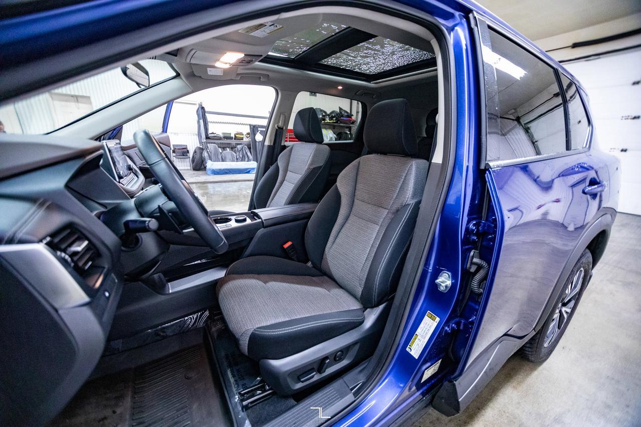 2021 Nissan Rogue AWD SV Roof BCam Red Deer AB