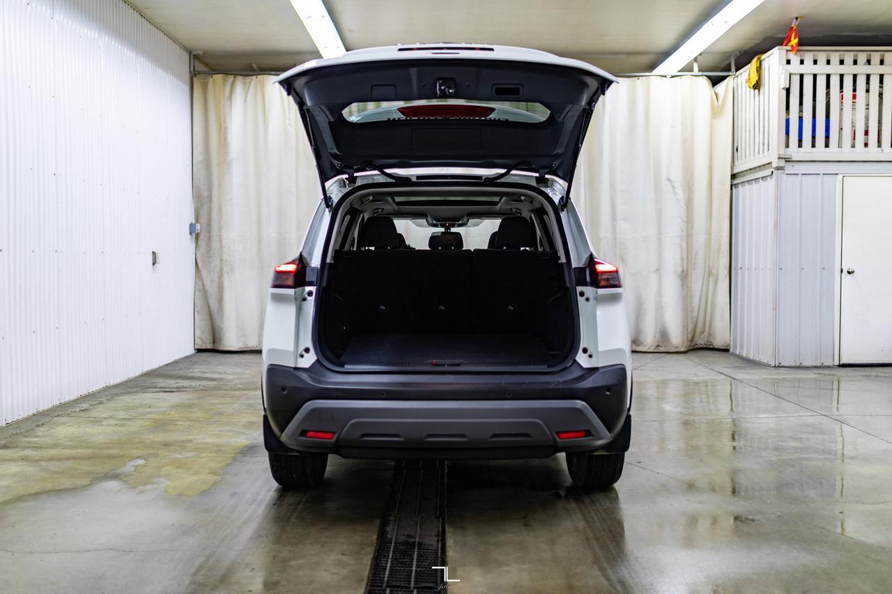 2021 Nissan Rogue AWD SV Roof BCam Red Deer AB