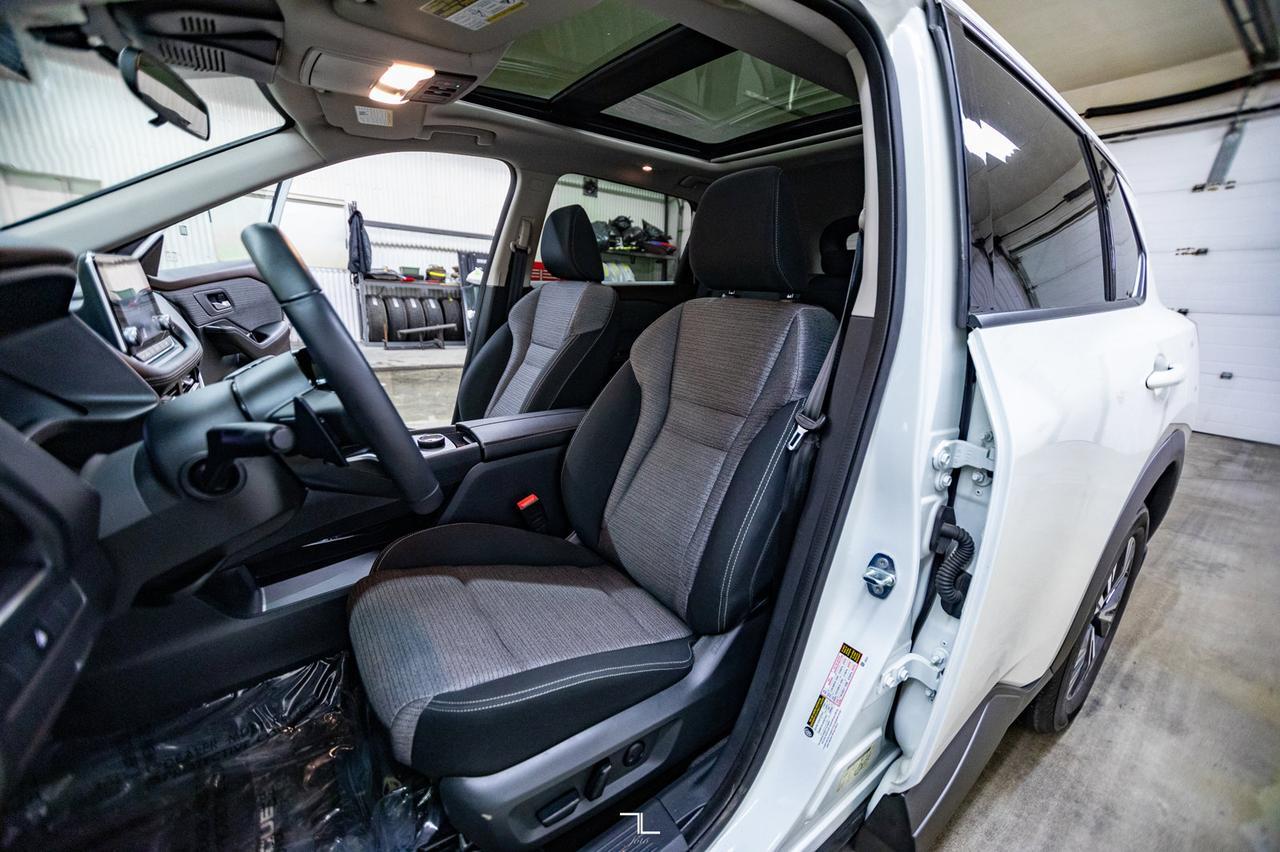 2021 Nissan Rogue AWD SV Roof BCam Red Deer AB