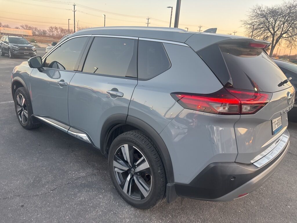 2021 Nissan Rogue SL
