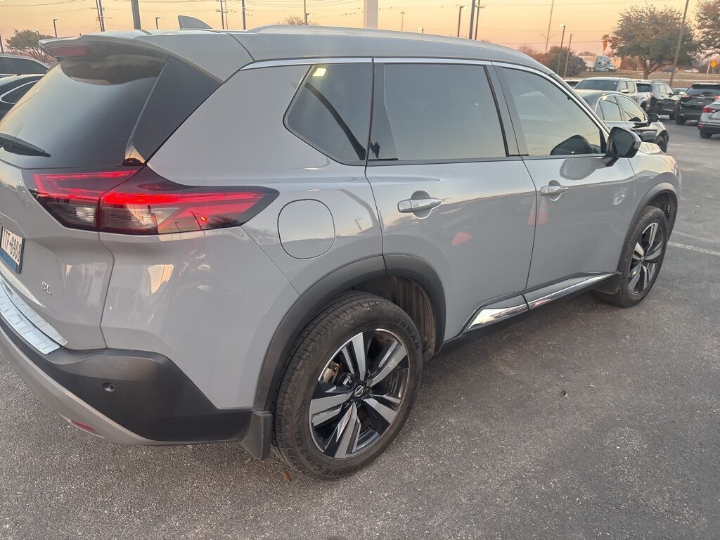 2021 Nissan Rogue SL