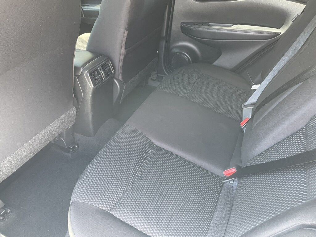 2021 Nissan Rogue SPORT S~APPLE CAR PLAY~7 TOUCH SCREEN~FORWARD COLLISION WARNING~POWER WINDOWS/MIRRORS~ONLINE FINANCE AND SHIPPING AVAILABLE!!! Sarasota FL