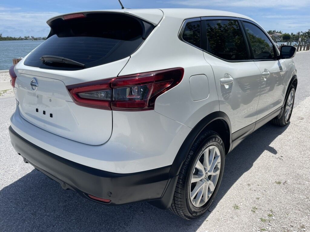 2021 Nissan Rogue SPORT S~APPLE CAR PLAY~7 TOUCH SCREEN~FORWARD COLLISION WARNING~POWER WINDOWS/MIRRORS~ONLINE FINANCE AND SHIPPING AVAILABLE!!! Sarasota FL