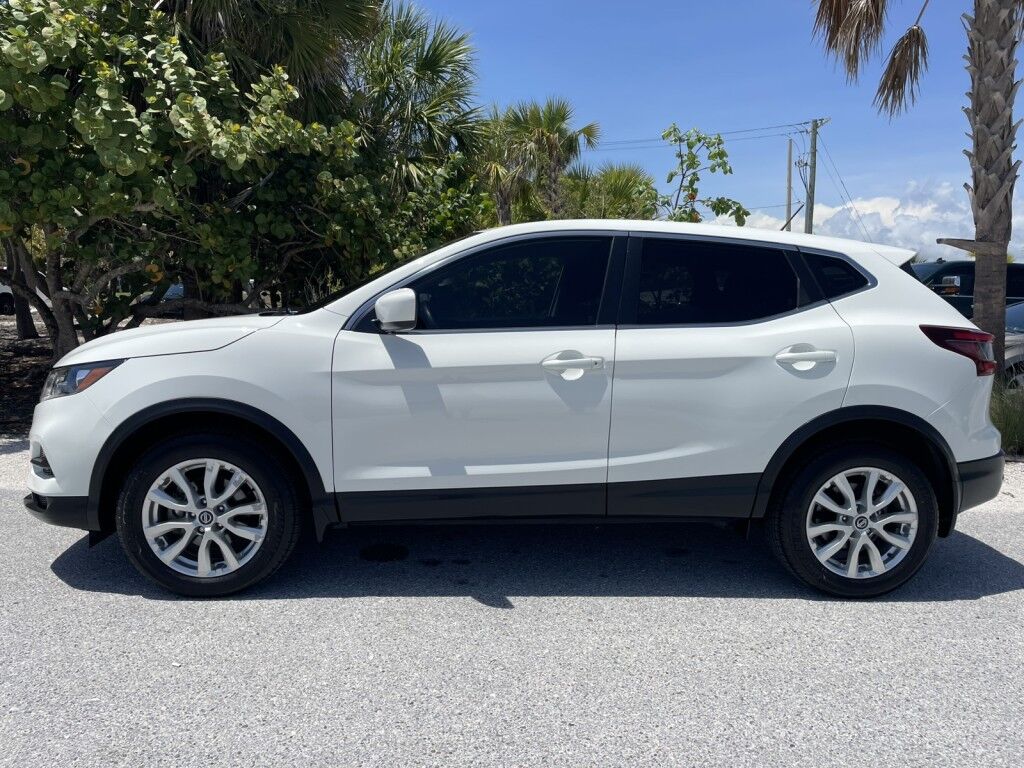 2021 Nissan Rogue SPORT S~APPLE CAR PLAY~7 TOUCH SCREEN~FORWARD COLLISION WARNING~POWER WINDOWS/MIRRORS~ONLINE FINANCE AND SHIPPING AVAILABLE!!!