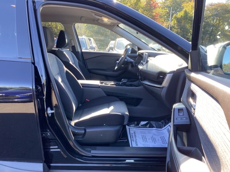 2021 Nissan Rogue SV Bristol  PA
