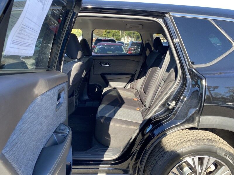 2021 Nissan Rogue SV Bristol  PA
