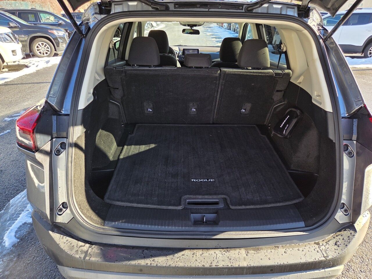 2021 Nissan Rogue SV Charlton MA