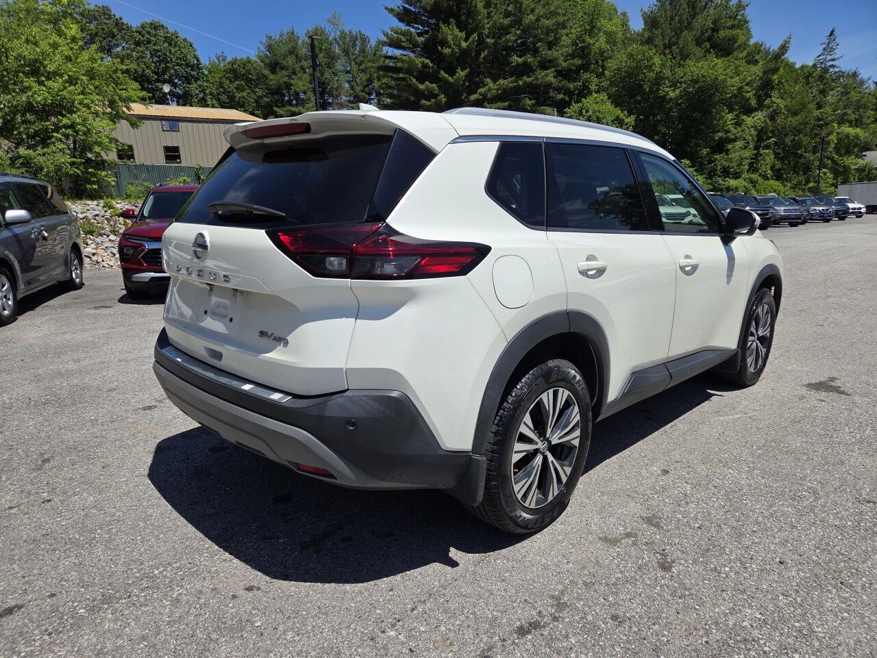 2021 Nissan Rogue SV