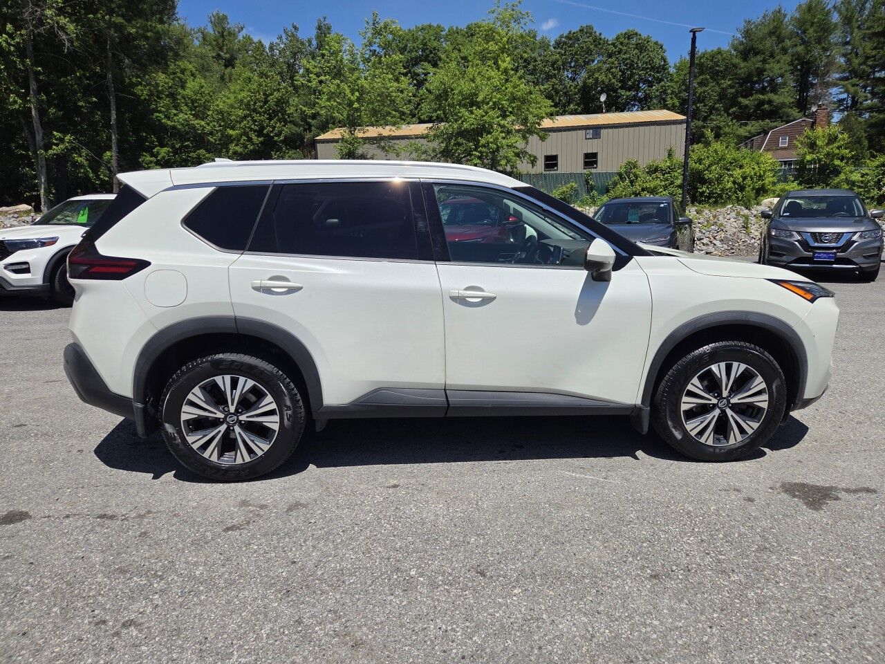 2021 Nissan Rogue SV