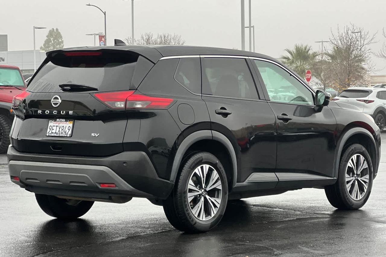 2021 Nissan Rogue SV