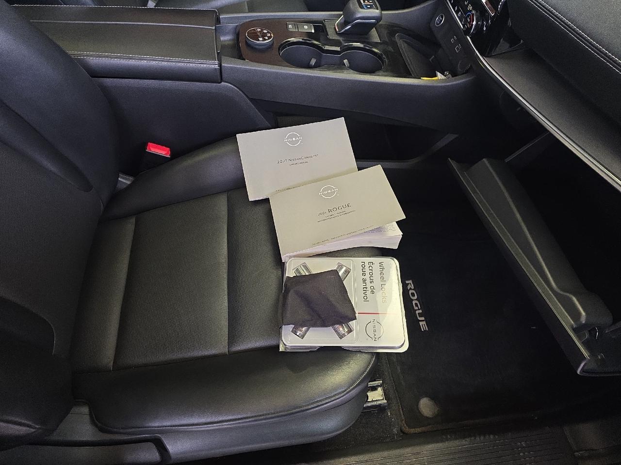 2021 Nissan Rogue SV Sand Lake NY