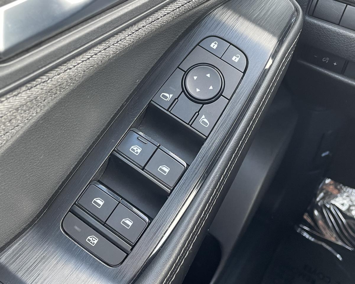 2021 Nissan Rogue SV Sport Utility 4D Port Orchard WA