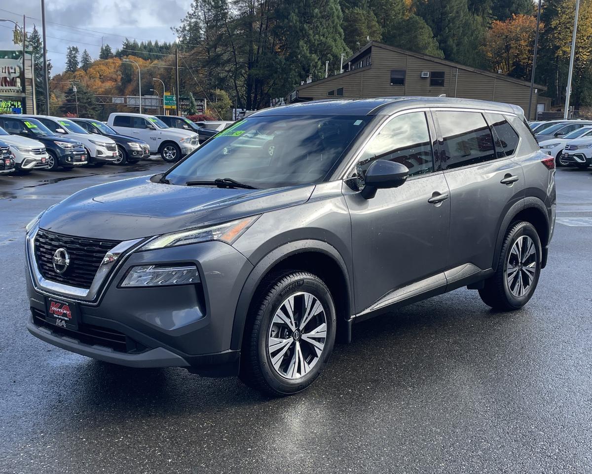 2021 Nissan Rogue SV photo 4