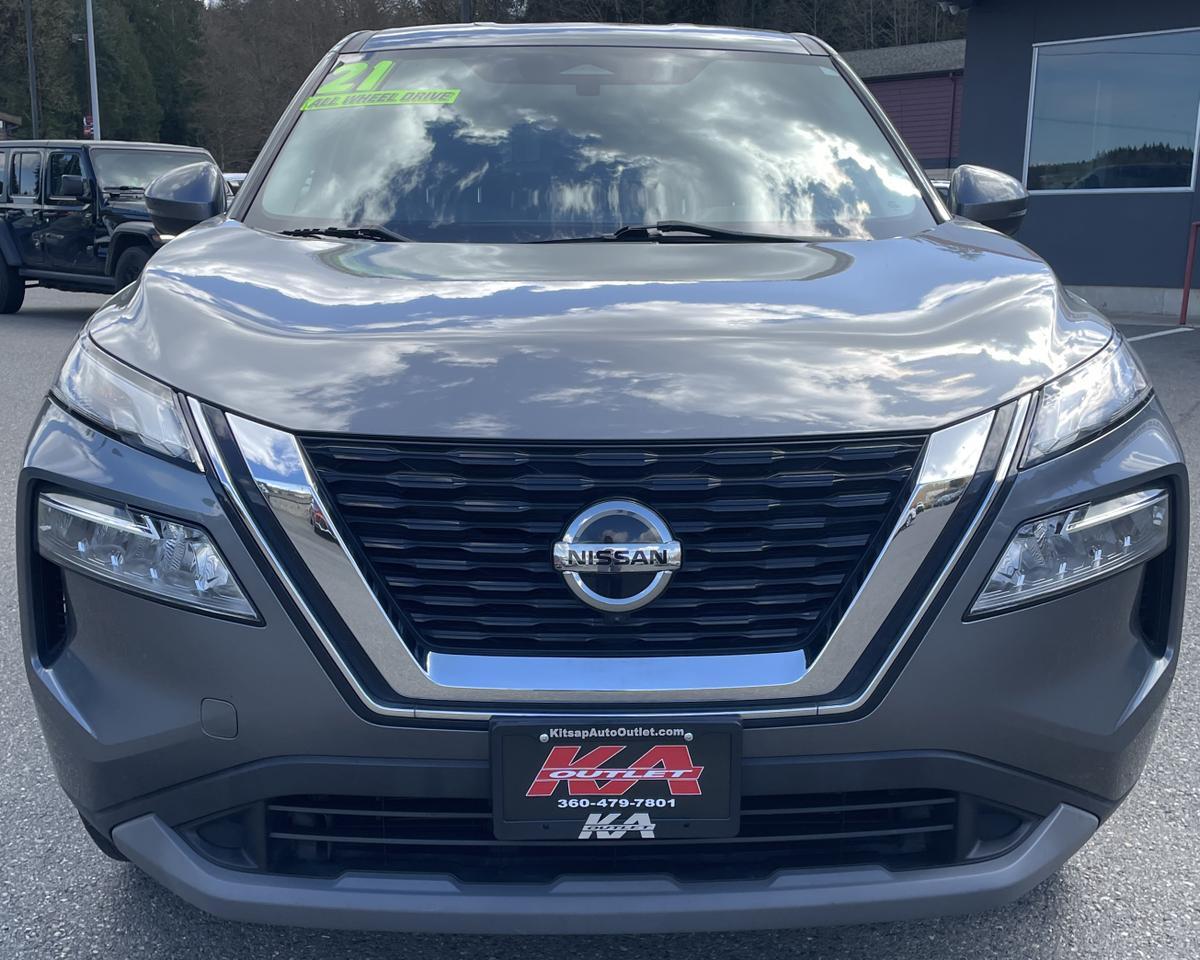 2021 Nissan Rogue SV Sport Utility 4D