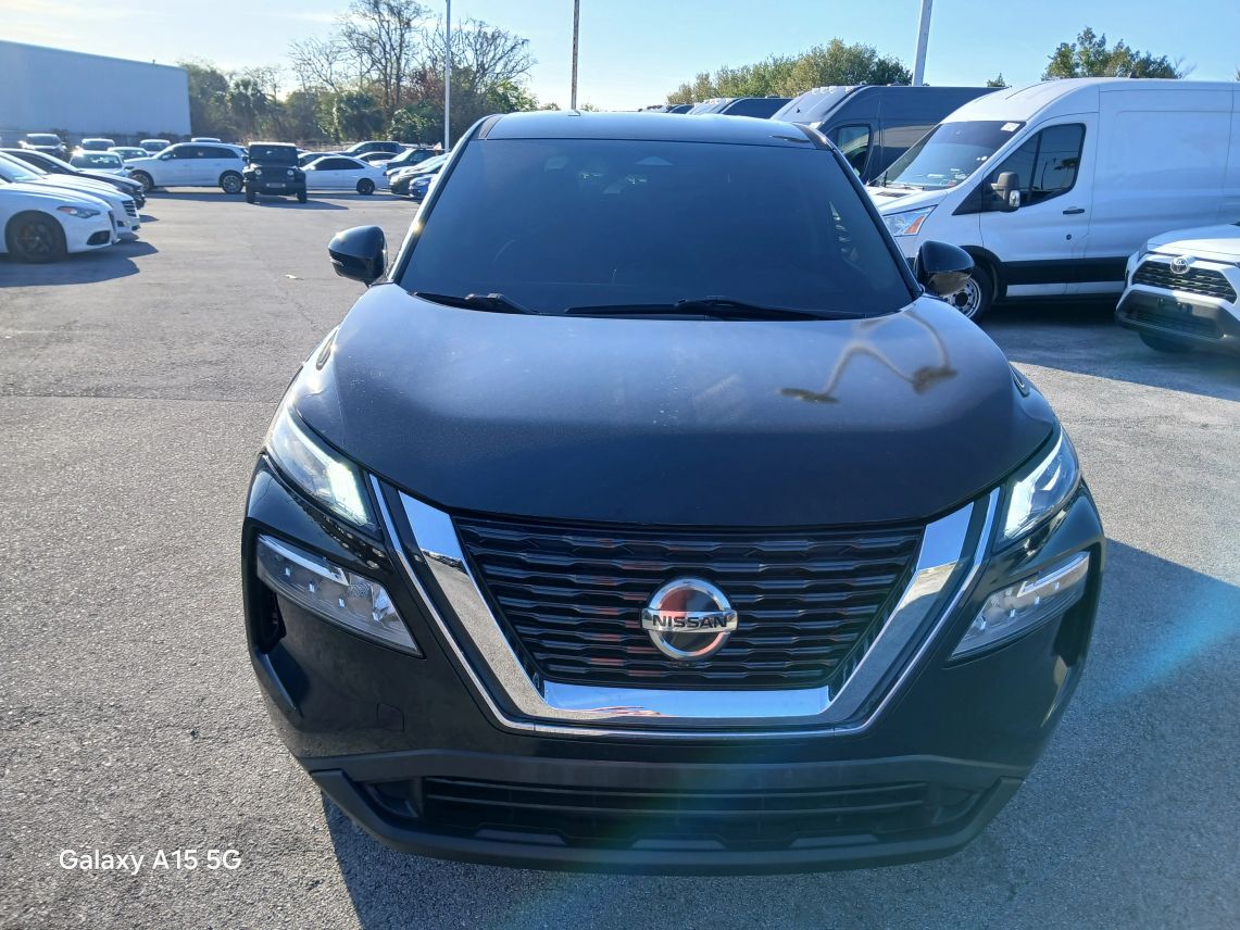 2021 Nissan Rogue SV Sport Utility 4D