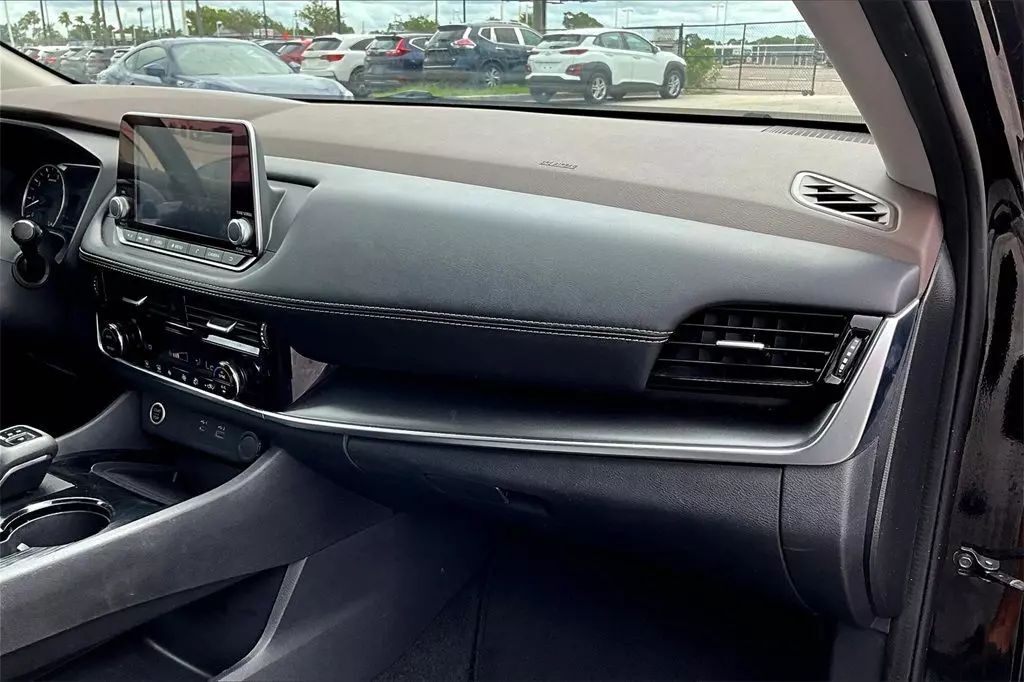 2021 Nissan Rogue SV Sport Utility 4D Maitland FL