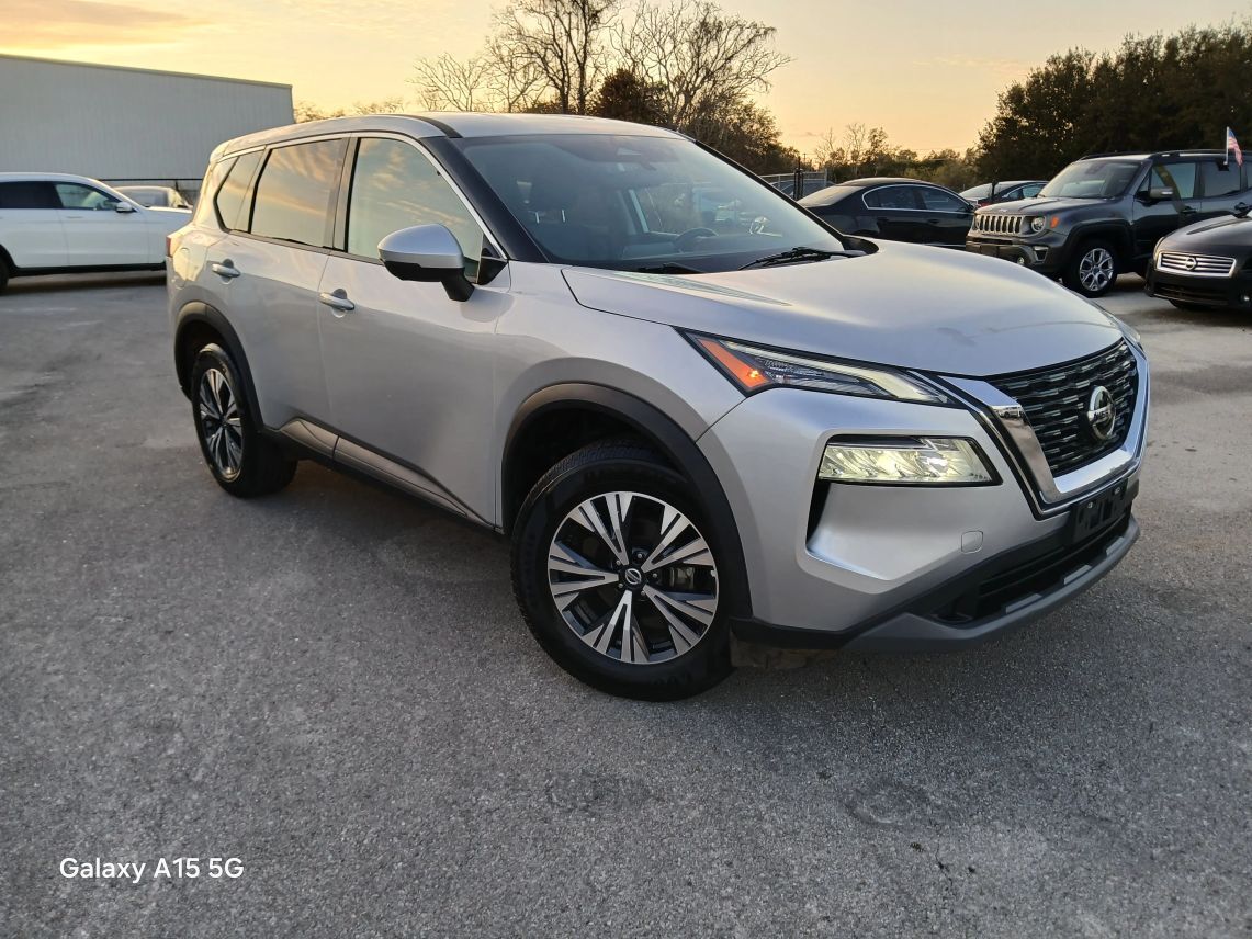 2021 Nissan Rogue SV Sport Utility 4D
