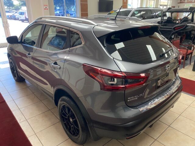 2021 Nissan Rogue Sport SV FWD Xtronic CVT